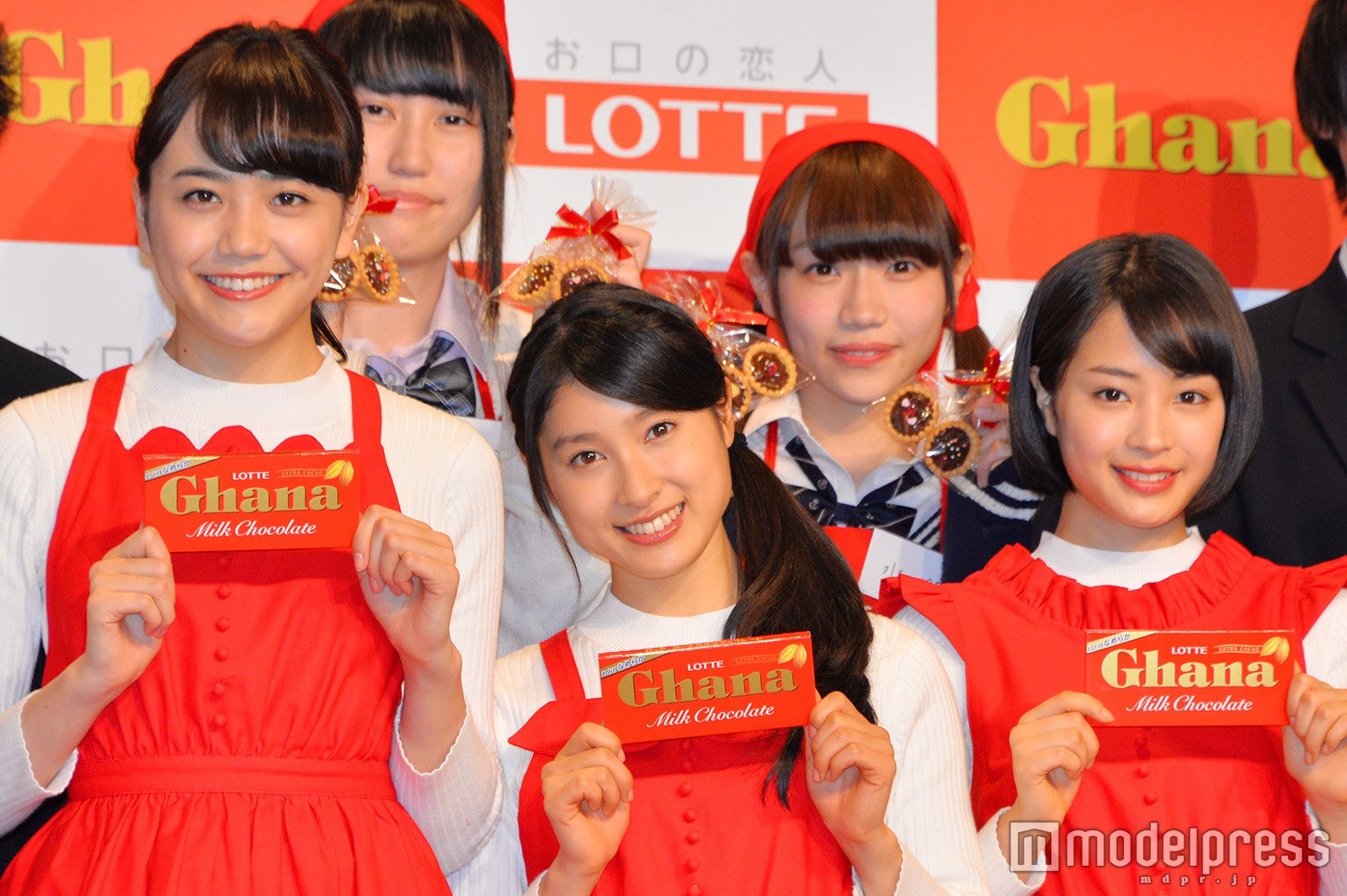 松井愛莉、土屋太鳳、広瀬すず（C）モデルプレス