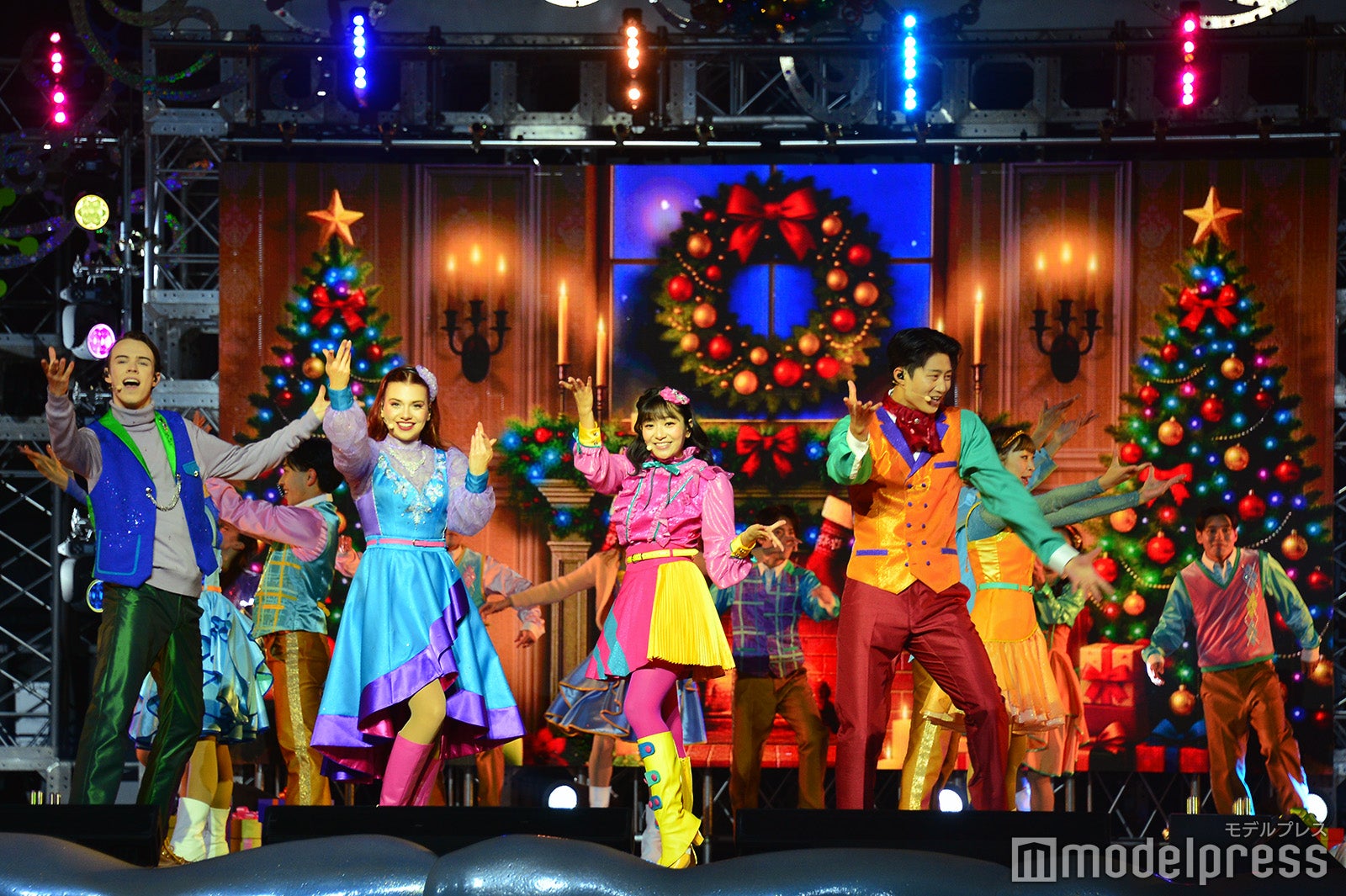 ライト・アップ・ザ・ナイト ～クリスマス・セレブレーション～（C）モデルプレス