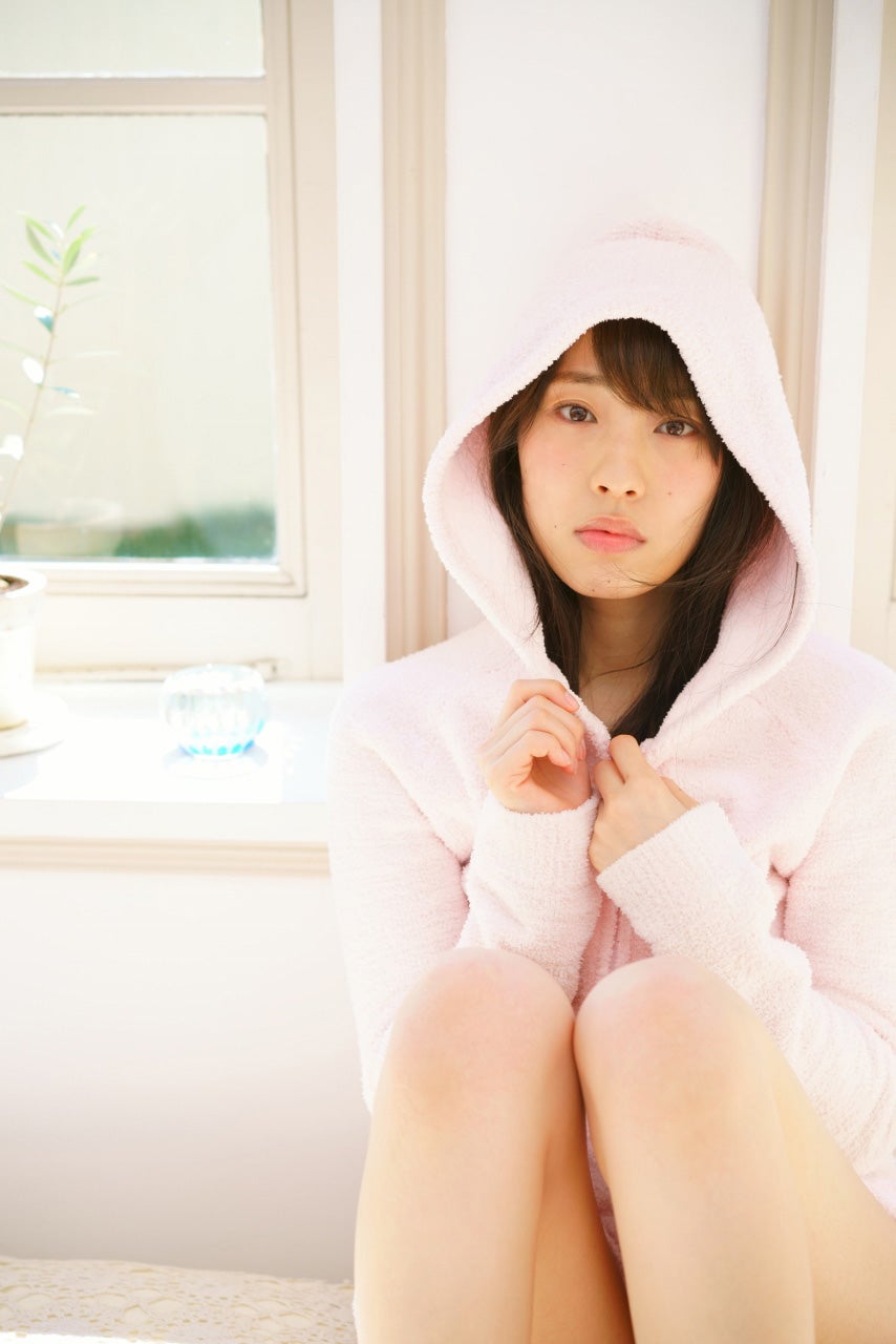 藤江れいな写真集「記憶 Memorial Films」より（C）玄光社