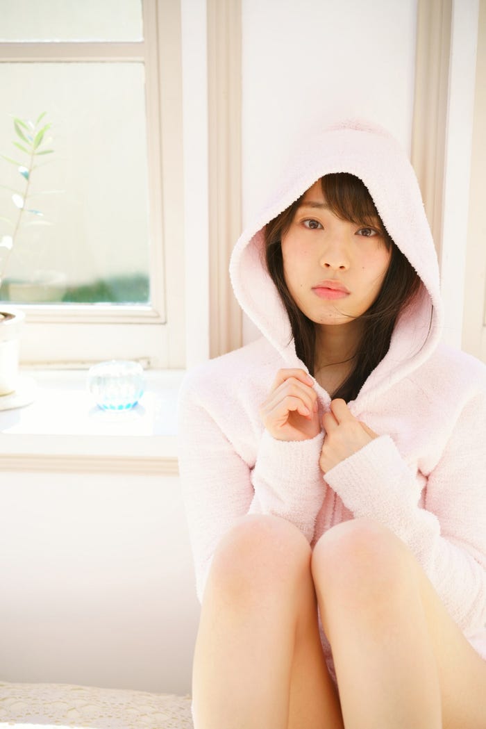 藤江れいな写真集「記憶 Memorial Films」より(画像提供:所属事務所)