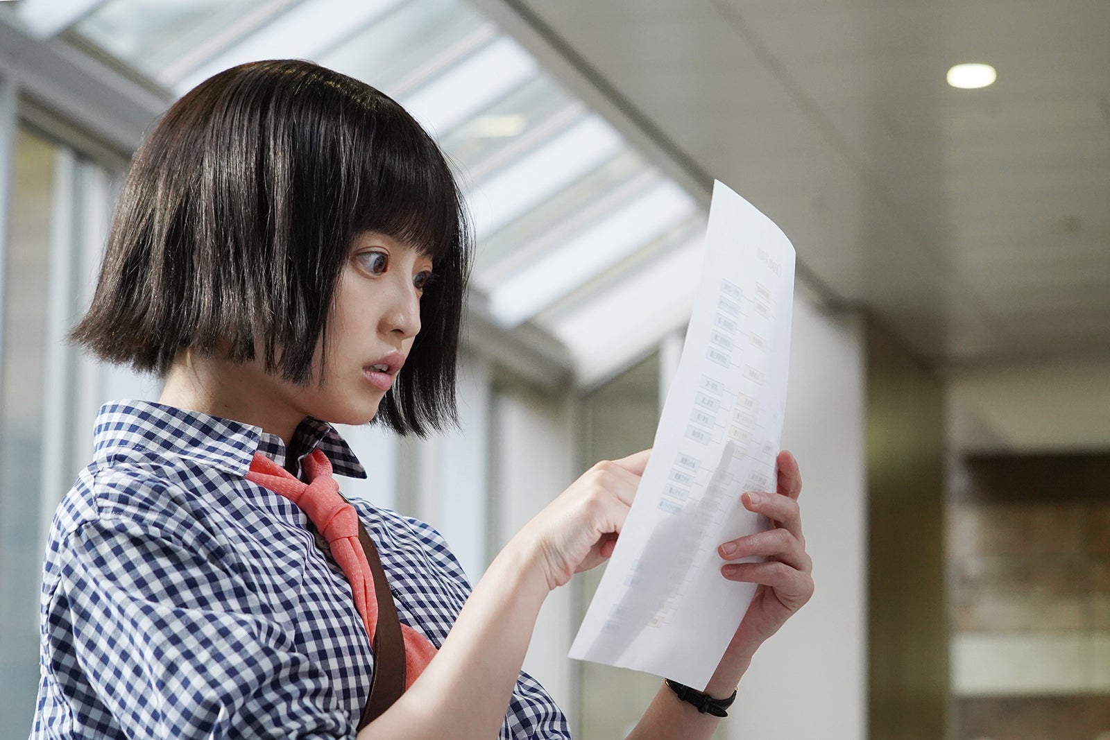 今田美桜／「悪女（わる）～働くのがカッコ悪いなんて誰が言った？～」第3話より（C）日本テレビ