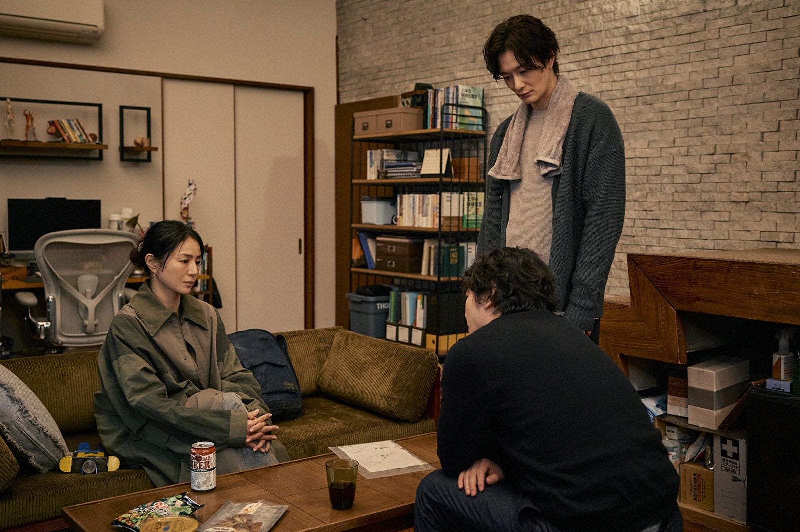 井川遥、岡田将生、染谷将太「田鎖ブラザーズ」第5話（C）TBSスパークル／TBS