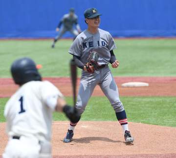 慶大・渡辺和に前回覇者の東北福祉大監督が脱帽「プロのピッチャーかと思った」大会タイ記録8者連続K→トータル15K「真っすぐかスライダーか」