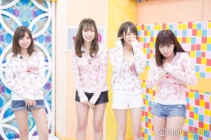 川井優沙、星島沙也加、清水あいり、野々宮ミカ (C)モデルプレス