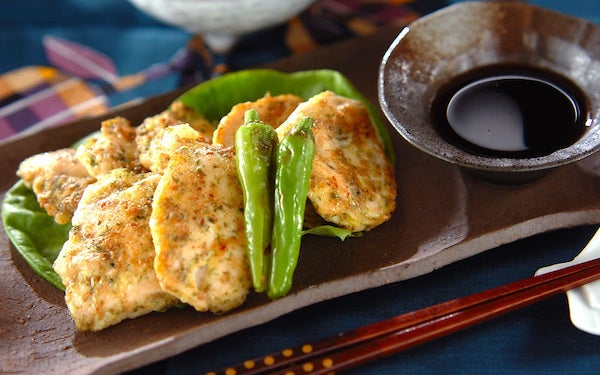 彩りが美しい、香ばしさが後を引く「鶏肉の和風ピカタ」