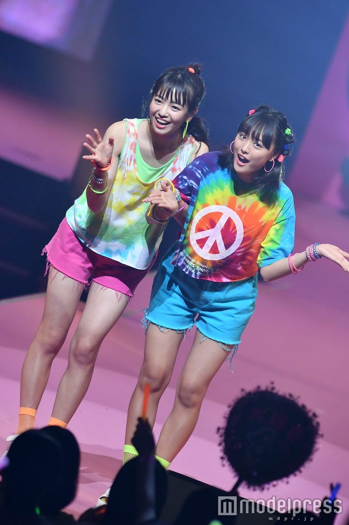 横田真悠、大友花恋(C)モデルプレス