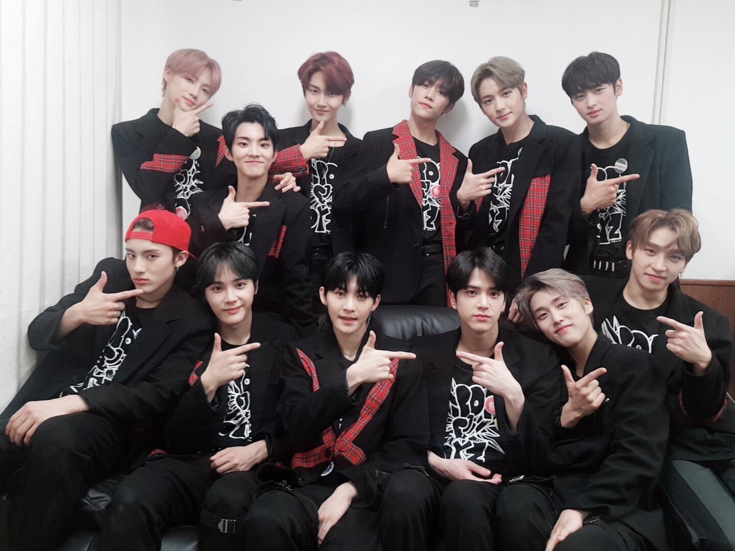 12人全員センター” K-POPの次世代担うTHE BOYZとは