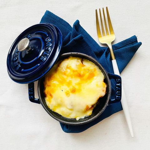 ジンに合う美味しいおつまみレシピ16選 美味しくお酒が飲める相性の良いメニュー モデルプレス ジンに合う美味しいおつまみレシピ16選 美味しくお酒が飲める相性の良いメニュー モデルプレス