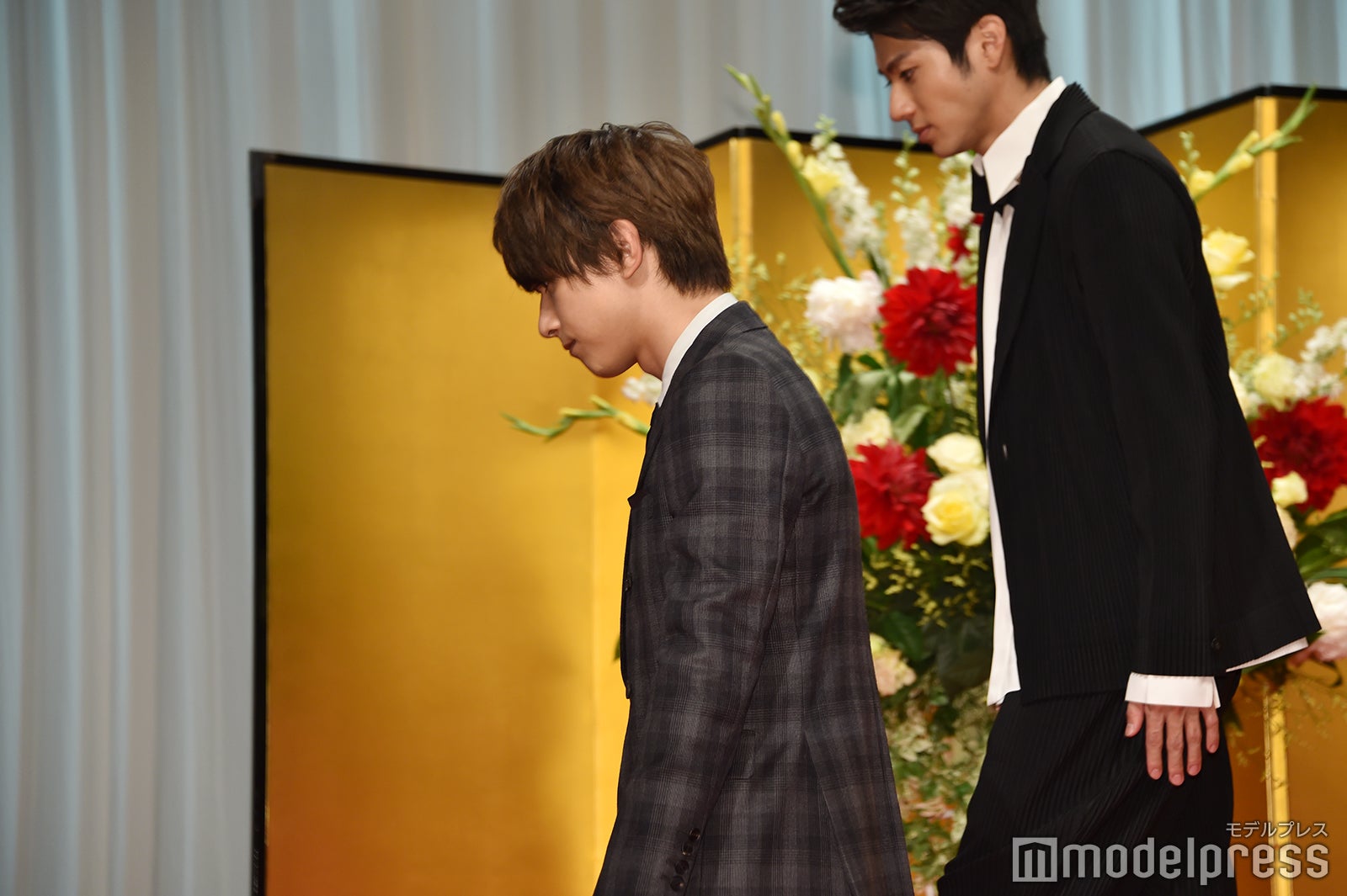 降壇する吉沢亮、山田裕貴（C）モデルプレス