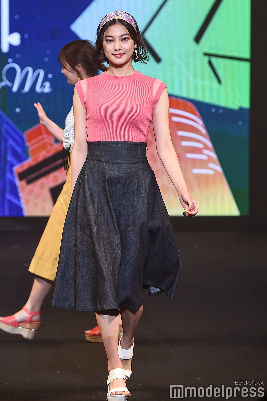 （C）モデルプレス