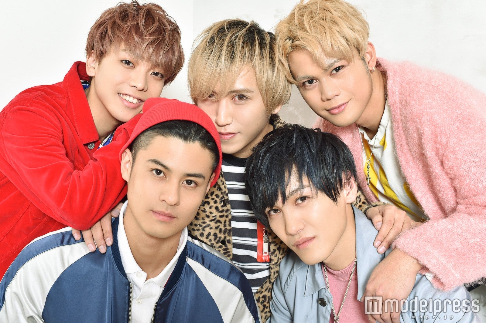 UNIONE（左上から時計回りに）YUUKI、JIN、SAM、YUTA、ISSY （C）モデルプレス
