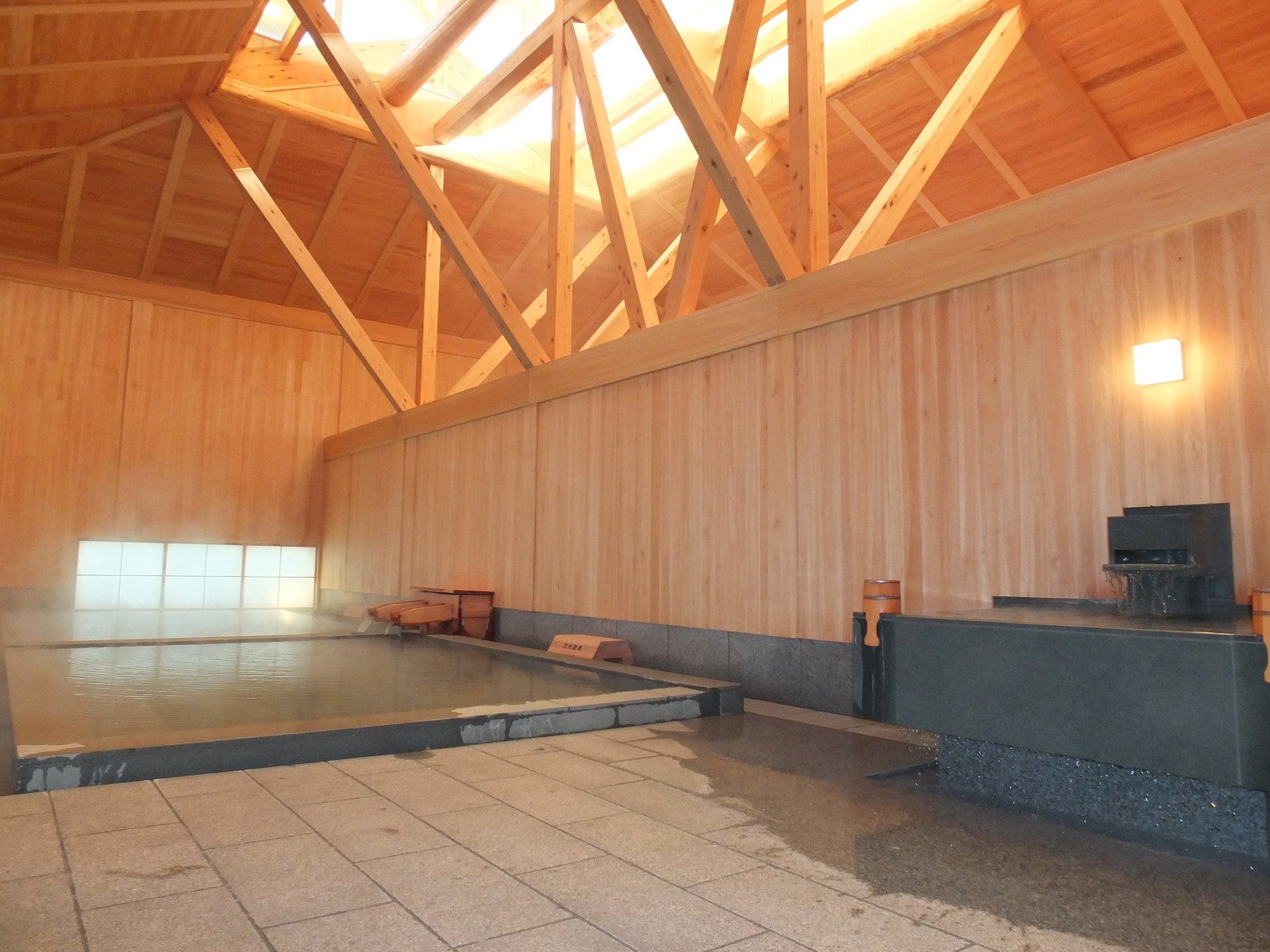 石之湯／草津温泉 御座之湯／提供画像