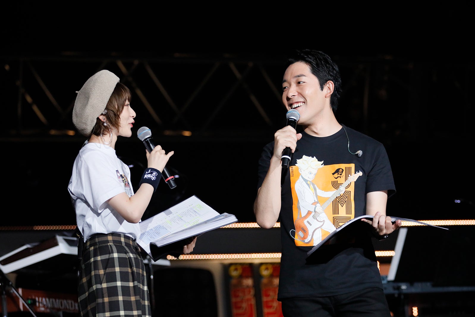 生駒里奈、中田敦彦（C）JUMP 50th Anniversary