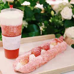 いちごチーズティー850円、魔法棒イチゴ(S380円、L700)/画像提供:品道