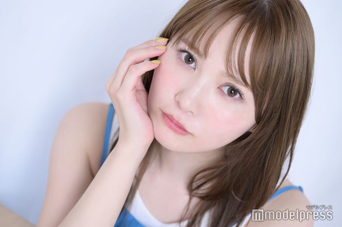 加藤史帆(C)モデルプレス