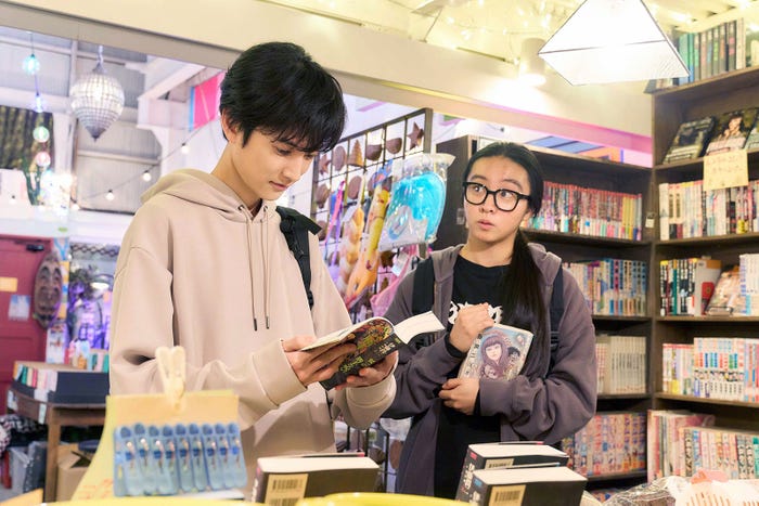 渡邊圭祐、Koki,(C)映画「女神降臨」製作委員会
