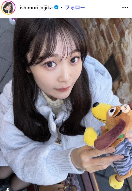 元欅坂46メンバー、ショーパン×タイツのディズニーシーコーデ「可愛さが異次元」「脚のライン理想的」