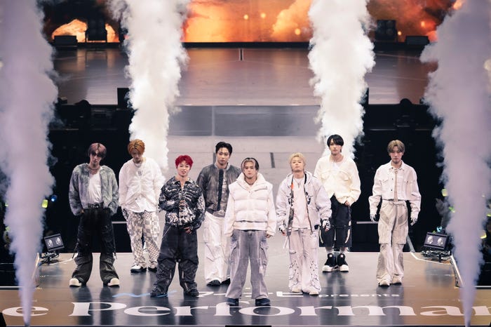 MAZZEL(C)撮影:田中聖太郎写真事務所