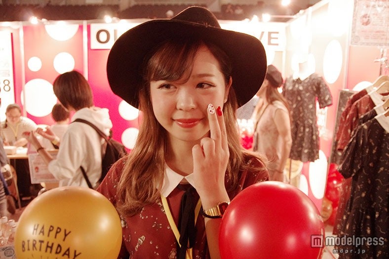 ネイルの施術／「Olive des Olive」のブース