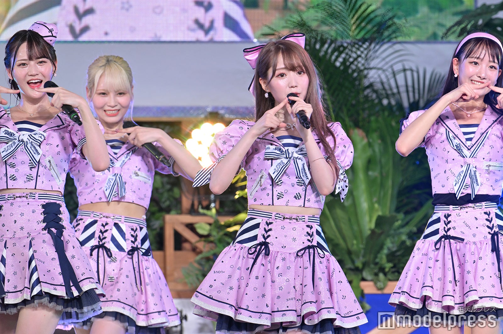 ＝LOVE（C）モデルプレス