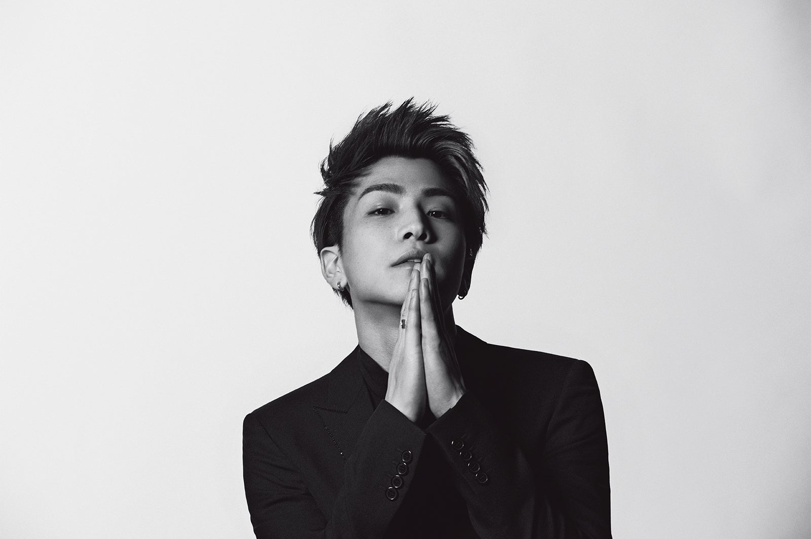 岩田剛典／「月刊EXILE」5月号より（画像提供：LDH）