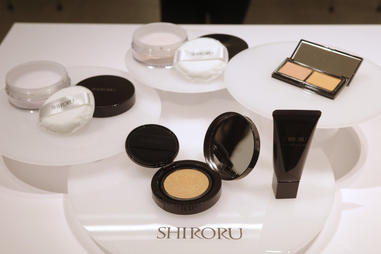SHIRORUから初のベースメイクアイテムが登場！ 素肌以上の素肌感を演出。おすすめの使い方は？