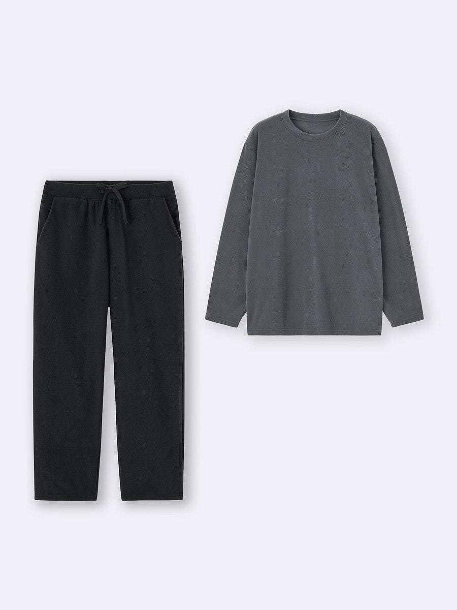 GUのフリースラウンジセット（長袖＆ロングパンツ）