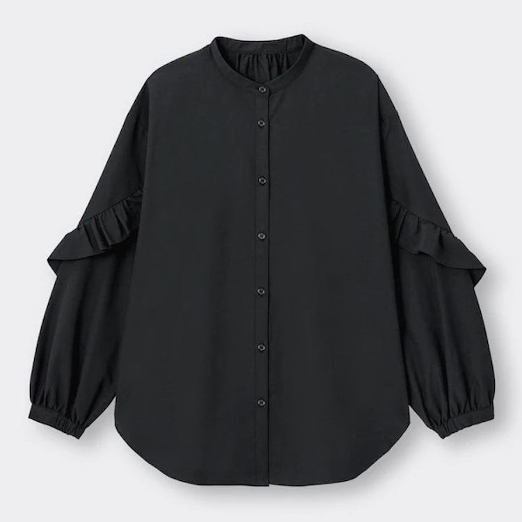 GUのラッフルスリーブブラウス(長袖)Q