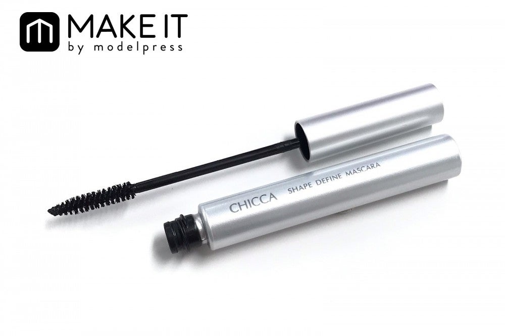 【アイライナー・マスカラ・アイブロウ部門1位】CHICCA／シェイプディファインマスカラ (C)メイクイット
