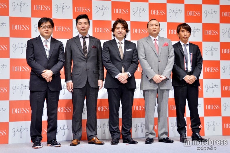 株式会社gift主要経営陣（左から）秋元康氏、藤田晋氏、山本由樹氏、見城徹氏、松浦勝人氏