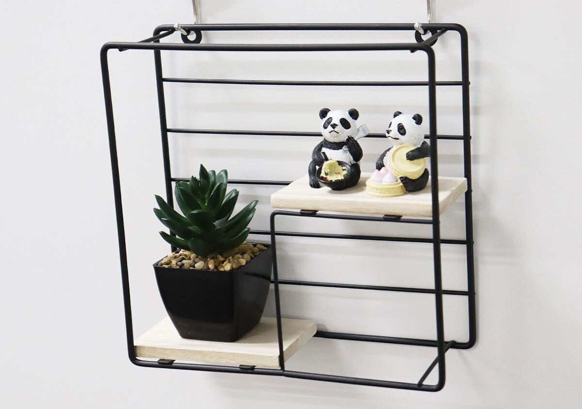 スチール壁掛けインテリア収納（木製棚、正方形）　使用例