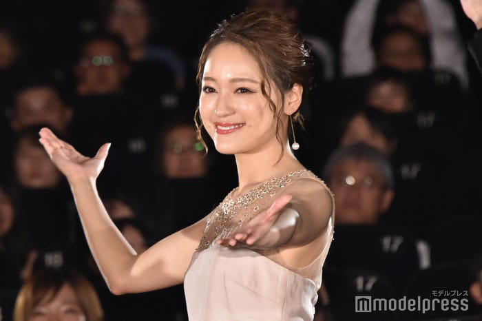 chay (C)モデルプレス