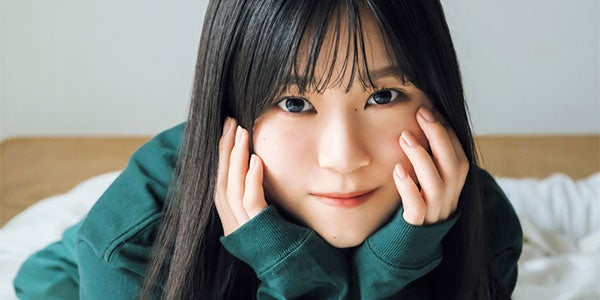 櫻坂46山下瞳月「週刊少年マガジン」初登場で初表紙 リラックスムード