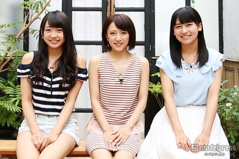 高橋みなみ（中）と次世代エース候補の木崎ゆりあ（左）と小嶋真子（左）（画像提供：関西テレビ）