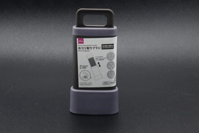 ダイソー ホコリ取りブラシ ダイソーのホコリ取りブラシのパッケージ