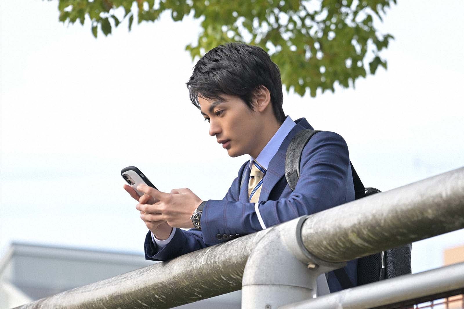 神尾楓珠「くるり～誰が私と恋をした？～」第4話より（C）TBS