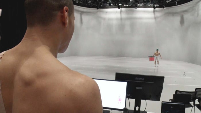 関口メンディー、中務裕太(C)日本テレビ