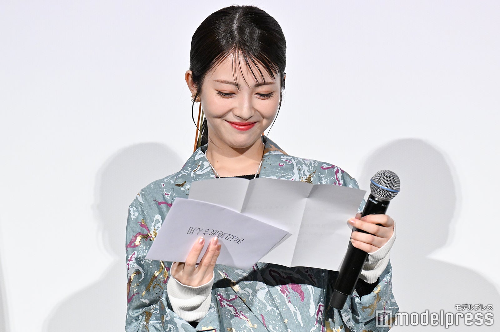 浜辺美波（C）モデルプレス