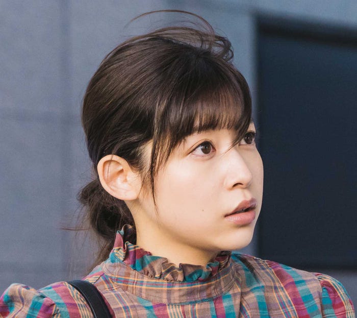 染野有来(C)セモトちか/MIXER/集英社 (C)「サレタガワのブルー」製作委員会・MBS