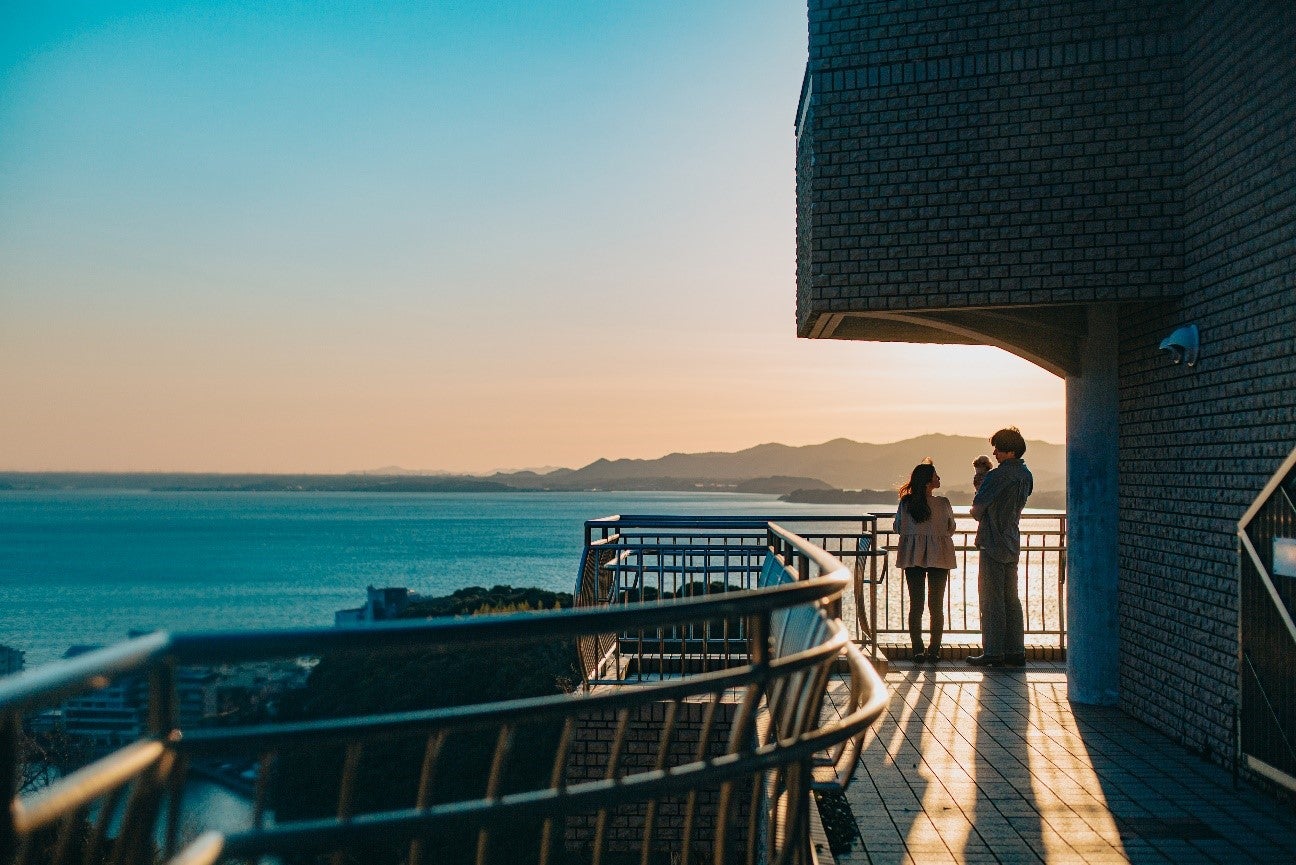 静岡に愛犬と泊まれるホテル「KAREN 浜名湖 with Dog」屋内ドッグランや一緒に食事できるレストランなど完備