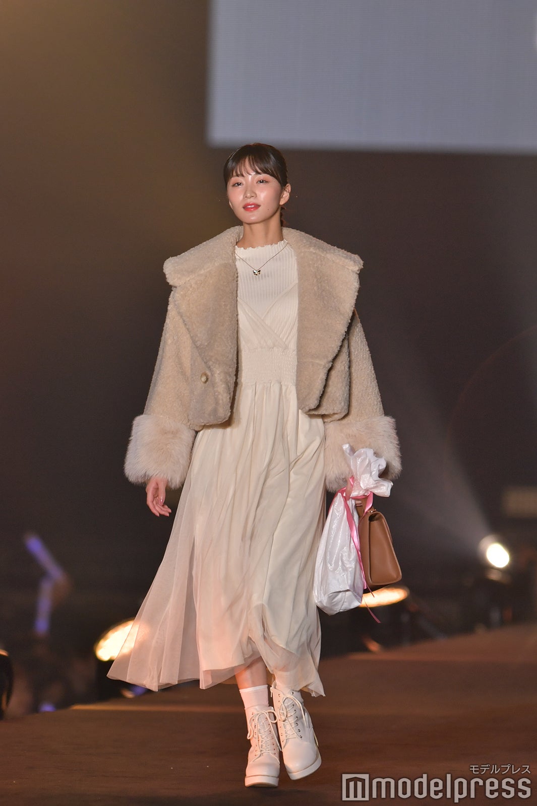 岡崎紗絵（C）モデルプレス