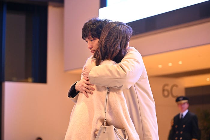 広瀬アリス、安藤政信「マイ・セカンド・アオハル」第9話より(C)TBS