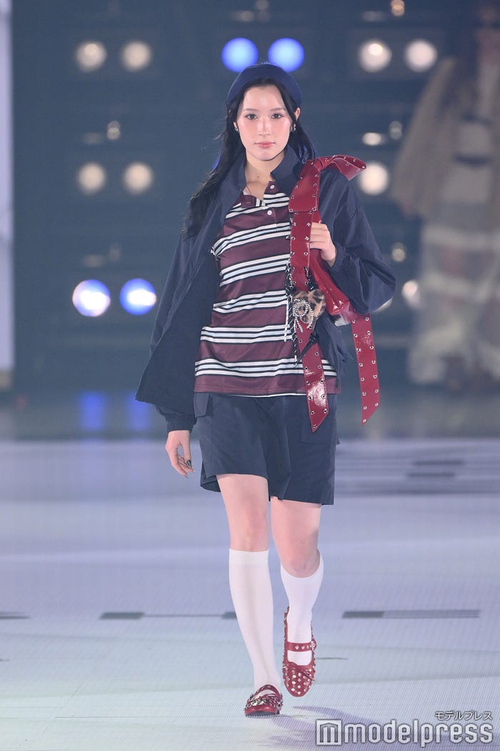 LEA NAVVAB(C)モデルプレス