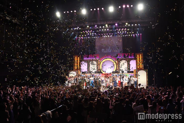 フィナーレの様子(C)モデルプレス