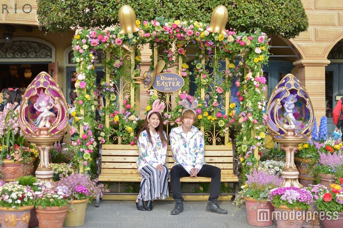 東京ディズニーシーのデコレーション/モデル:辻川可奈子、浜田健斗(C)モデルプレス