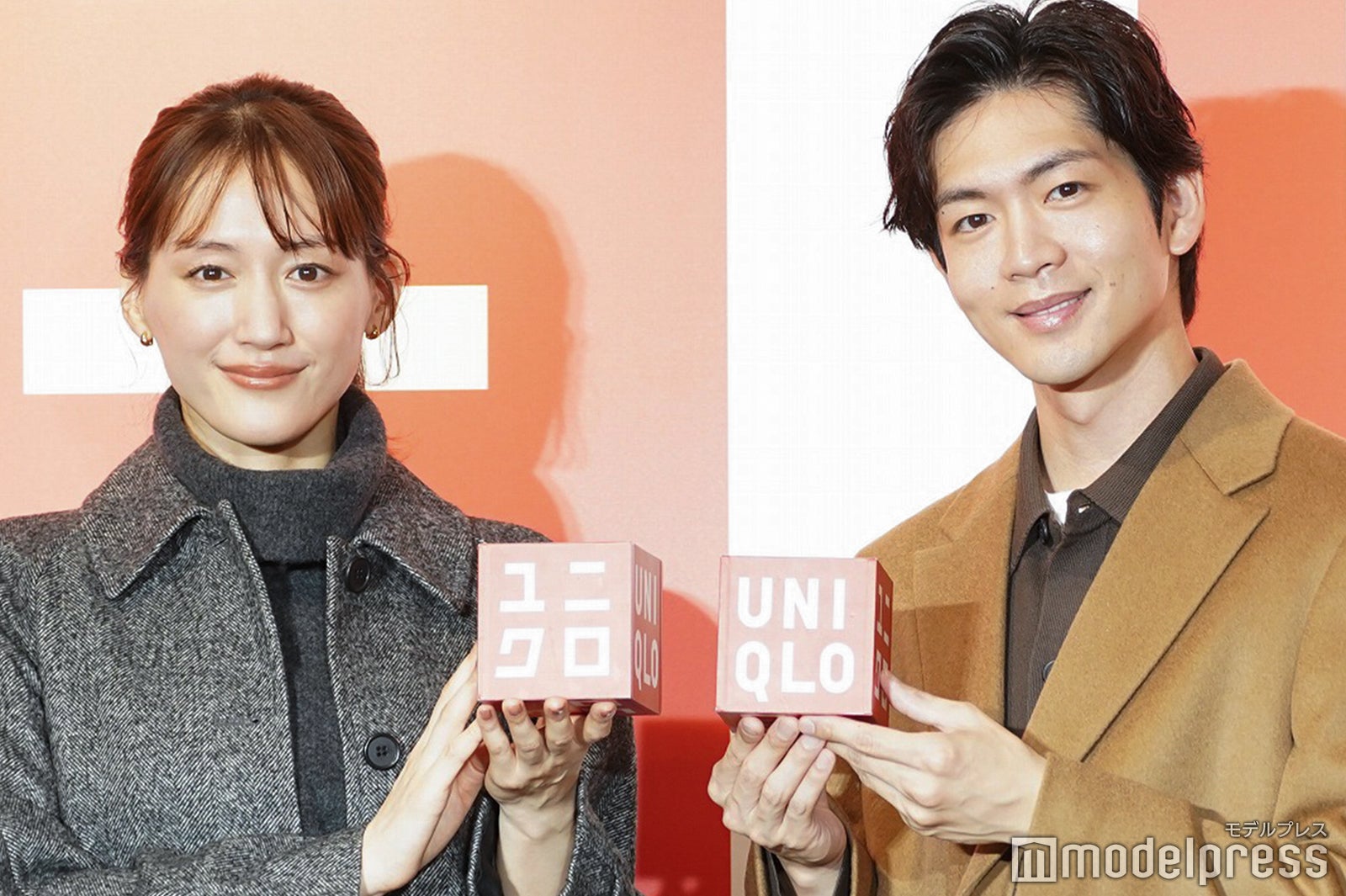 綾瀬はるか、松下洸平（C）モデルプレス