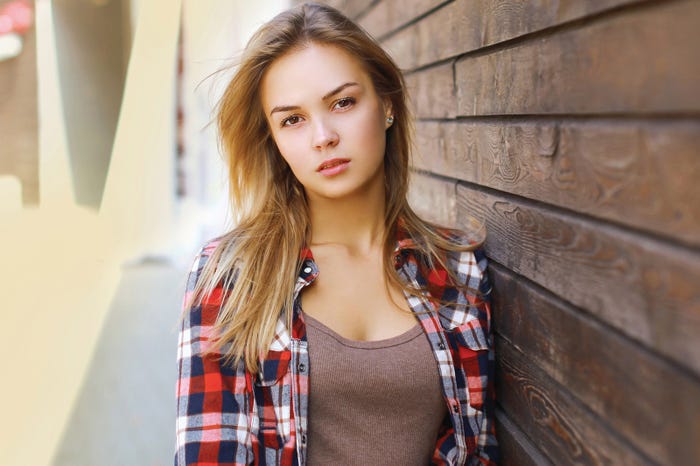 自分にとって1番の未来を見つけたい(Photo by rohappy/Fotolia)