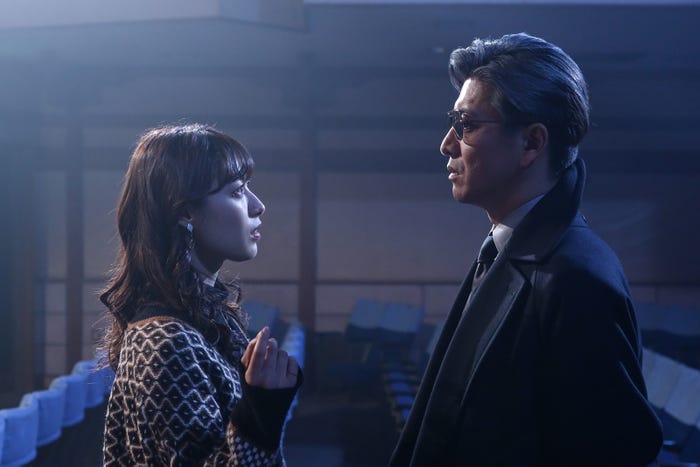 瀧本美織、木村拓哉「風間公親-教場0-」第7話より(C)フジテレビ