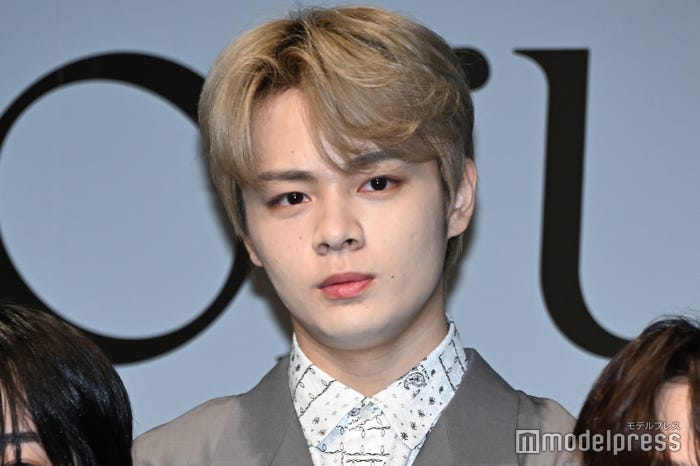 鶴房汐恩(C)モデルプレス