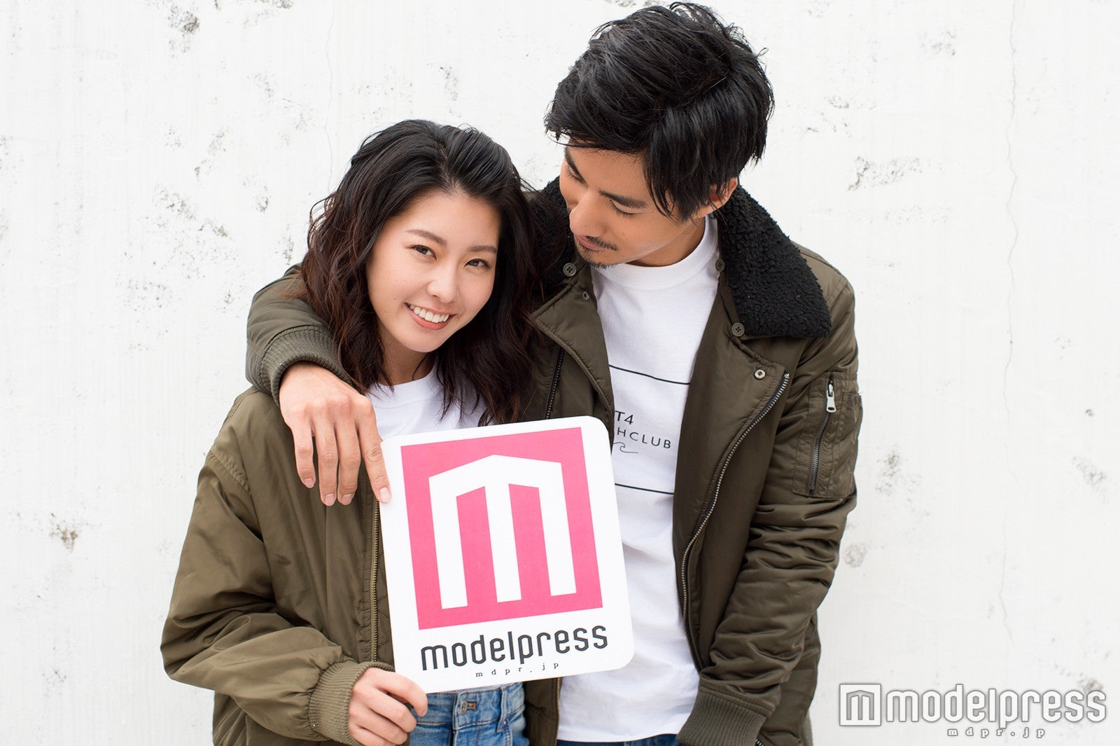 身長差も素敵な2人 （C）モデルプレス